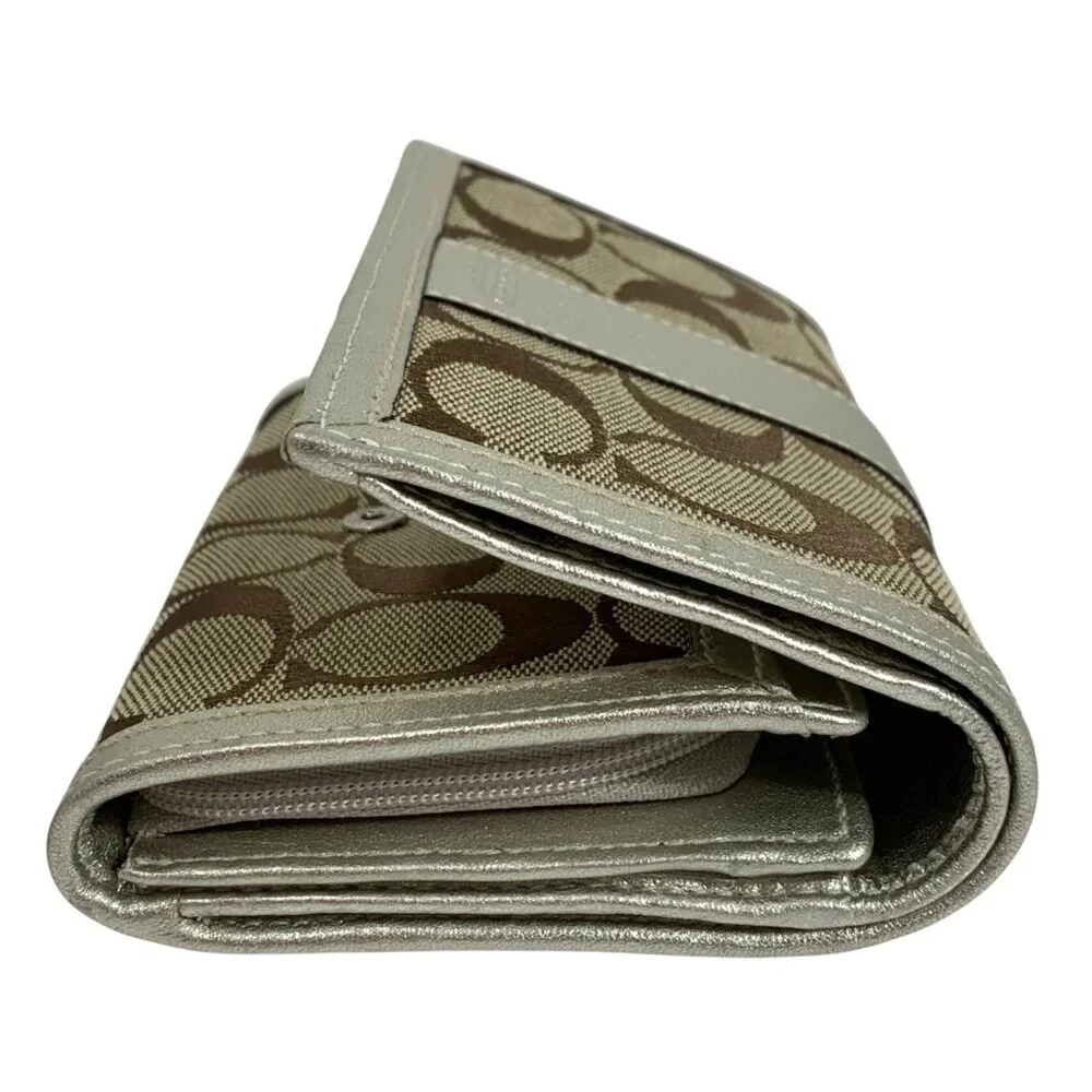 Coach Hampton Signatural Wallet Signature C Canvas Wallet - Silver/Khaki EUC